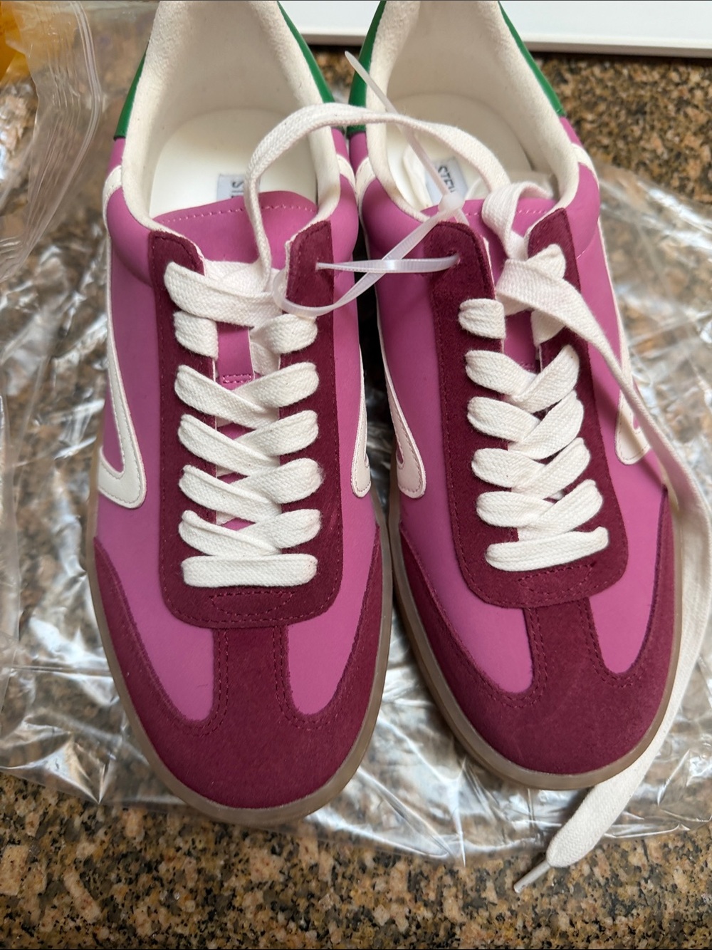 Women’s Casual Lace-Up Sneakers in Pink and Magenta